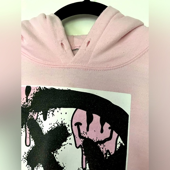 Smiley Box Hoodie - Medium - Picture 3 of 6